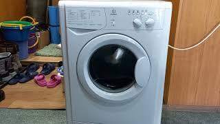 Стиральная машинка InDesit на 3.5 кг.