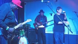 Live Blues Jam In South Australia - Jr.SugarFingers jammin’ with Red earth blues band.(Fender Strat)