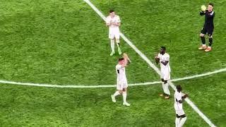 Bernabeu greeting for Toni Kroos for the last time as a player “TONI TONI TONI”