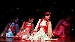 Pamiri dance performed by Russian girls