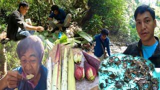 Crab Hunting in River and Banana Blossom: Karenni Style