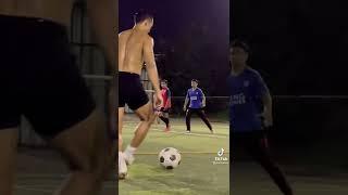 #viral cowok sexy telanjang dada main sepakbola.