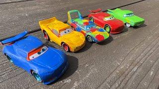 Disney Cars  Let's play and wash the painted cars!