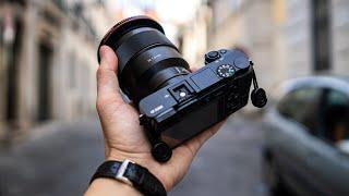 POV Street Photography: Sony a6000 w/ Sony FE 85 mm f/1.8 Prime Lens