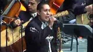 **MARIACHI VARGAS DE TECALITLAN** LAS VOCES DE FUENTES