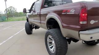 Lifted Powerstroke vs Duramax