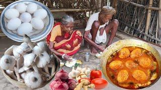 MUSHROOM with EGG CURRY cooking &eating by our grandma &grandpa||rural life India.