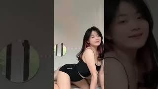 cantik nungging