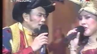 [FULL] Konser Rhoma Irama 2002: "26 Tahun Kembalinya Ratu dan Raja Dangdut"