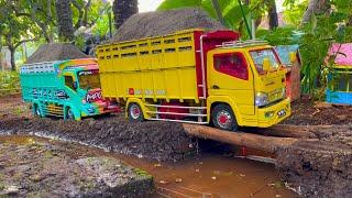 RC Truck Isuzu VS Truk Canter Konvoi Muat Sertu Lewat Jalur Merah - Sopir Miniatur truk