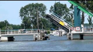 Netherlands Sailing through canal Noord-Holland Varen door Spijkerboor Noord-Hollands kanaal