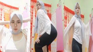 hijab seksi pamer body montok...