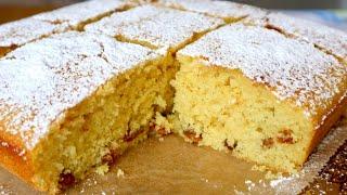 Fluffiger Grießkuchen "Mannik" mit Kefir und Rosinen