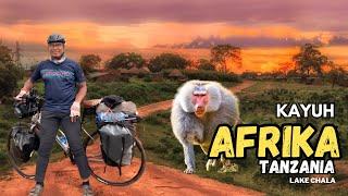 Kayuh Afrika: Takut kena serang BABOON!! Tasik Chala border Kenya-Tanzania (Season IV: Tanzania)EP.5