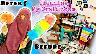 Cleaning My Craft Room/ Clean & Organize with me