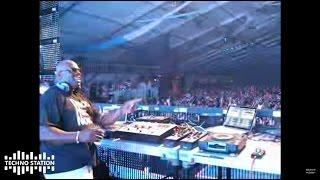 Carl Cox Plays Steve Mulder vs Nick Fiorucci - 3rd Cut @ Ultra WMC - Miami 2010