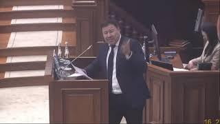 Cu cine vreți să luptați, domnule ministru Nosatîi?