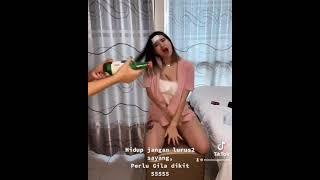 Vania Gemash Goyang TIKTOK