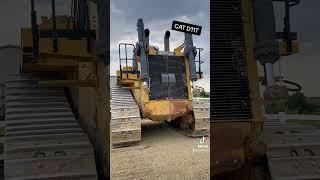 Size comparison, CAT D6N vs CAT D11T. #heavyequipment #caterpillarequipment