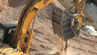 MB The crushing evolution - bucket crusher at work - www.mbcrusher.com