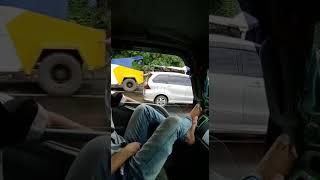 KECELAKAAN DI JLN TOL ARAH JAKARTA_ CIKAMPE