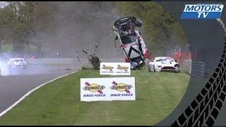 Huge crash of an Aston Martin GT3 during British GT at Brands Hatch !