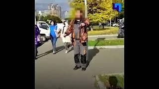 В Москве пьяный дебошир угрожал прохожим ножом