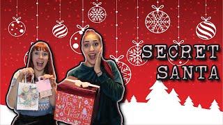 Secret Santa (Κάναμε δώρα η μία στην άλλη)| DoubleTroubleTube