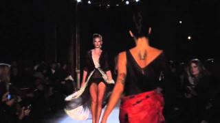 Zac Posen Spring / Summer 2011 Collection Runway Video - Paris Fashion Week