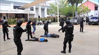 PERSEMBAHAN KHAS POLIS DI RAJA MALAYSIA. ( Video 2018)