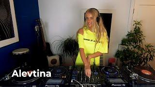 Alevtina - Live @ Radio Intense, RIM Label Showcase 7.4.2021 / Tech-House DJ Mix