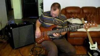 MLP Jazz Bass bassguitar with Markbass F1 amp