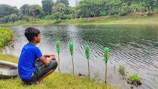 Amazing Fishing Videos | Fishing With Plastic Bottle Hook In The Village River | Bottle Fishing Trap