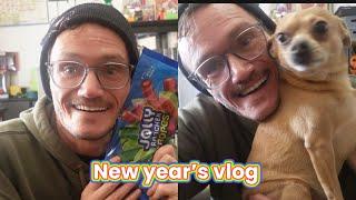 New Year’s vlog! Walmart shopping & trying Jolly Rancher ropes | top fragrance of 2024