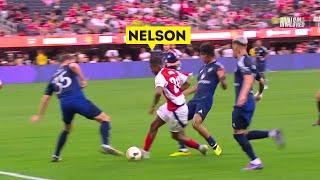 Reiss Nelson Toying With Man United Players!