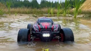 Water dirt off-road racing on remo hobby smax rc.