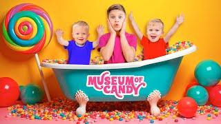 Diana and Roma MUSEUM OF CANDY and Other Vlog Stories