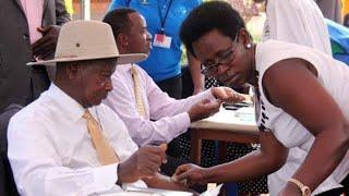 Museveni praises his Doctor Dr Diana Atwine as she celebrates 25 years of marriage with Noah Kanzira