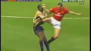 Keane Tries Injuring Vieira Repeatedly