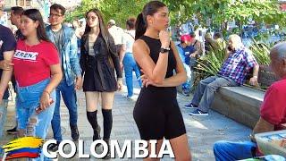 Medellin Colombia Walking Tour - El Centro, Plaza Botero, Carrera 49  2023