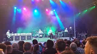 Status Quo amazing performance of Down Down live at Botanic Gardens, Belfast (28/05/2024)