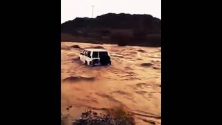 Aussie 4X4 Pro - Nissan Patrol on Insane River Crossing Extreme 4X4