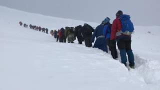 Asralt Khairkhan climbing