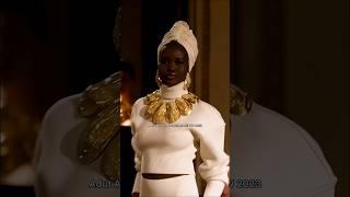 She has such an angelic beauty.#adutakech #runway #schiaparelli #supermodel