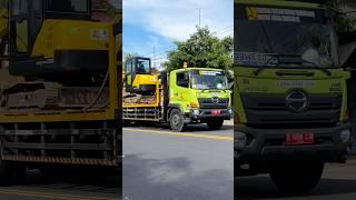 TRUK TOWING TRONTON PANJANG MUATAN ALAT BERAT EXCAVATOR NGEBUT #shorts #trending #subscribe