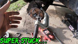 Wheel Bearing Stuck?? (TRY THIS!!) 03 Silverado Wheel Bearing Replacement!