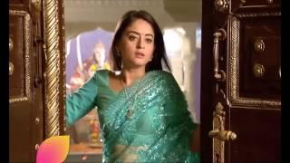 Balika Vadhu: Mon to Fri, 8PM