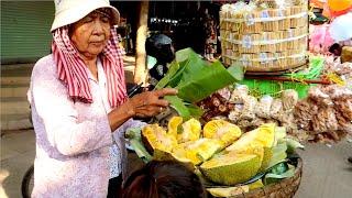 Phnom Penh Areyksat Morning Market