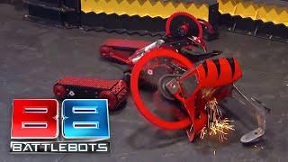 Wrecks vs. Red Devil | Season 2 Qualifying Round | BattleBots