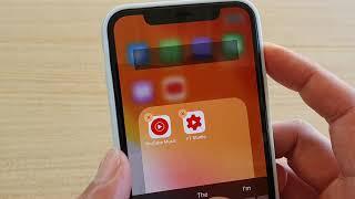 iPhone 11 Pro: How to Create a Folder on Home Screen